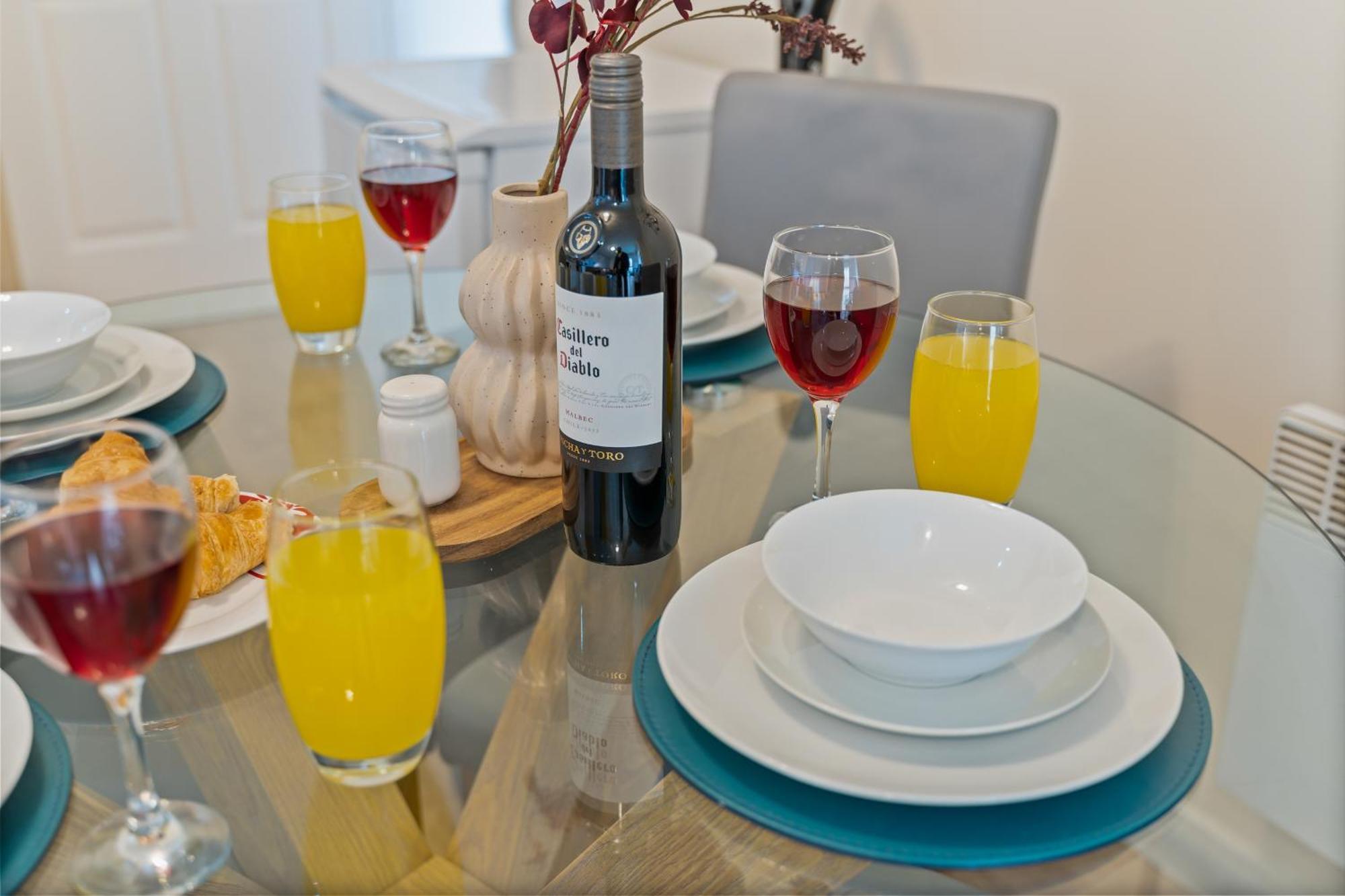 247 Serviced Accommodation In Telford 2 Bedroom Apartment Extérieur photo