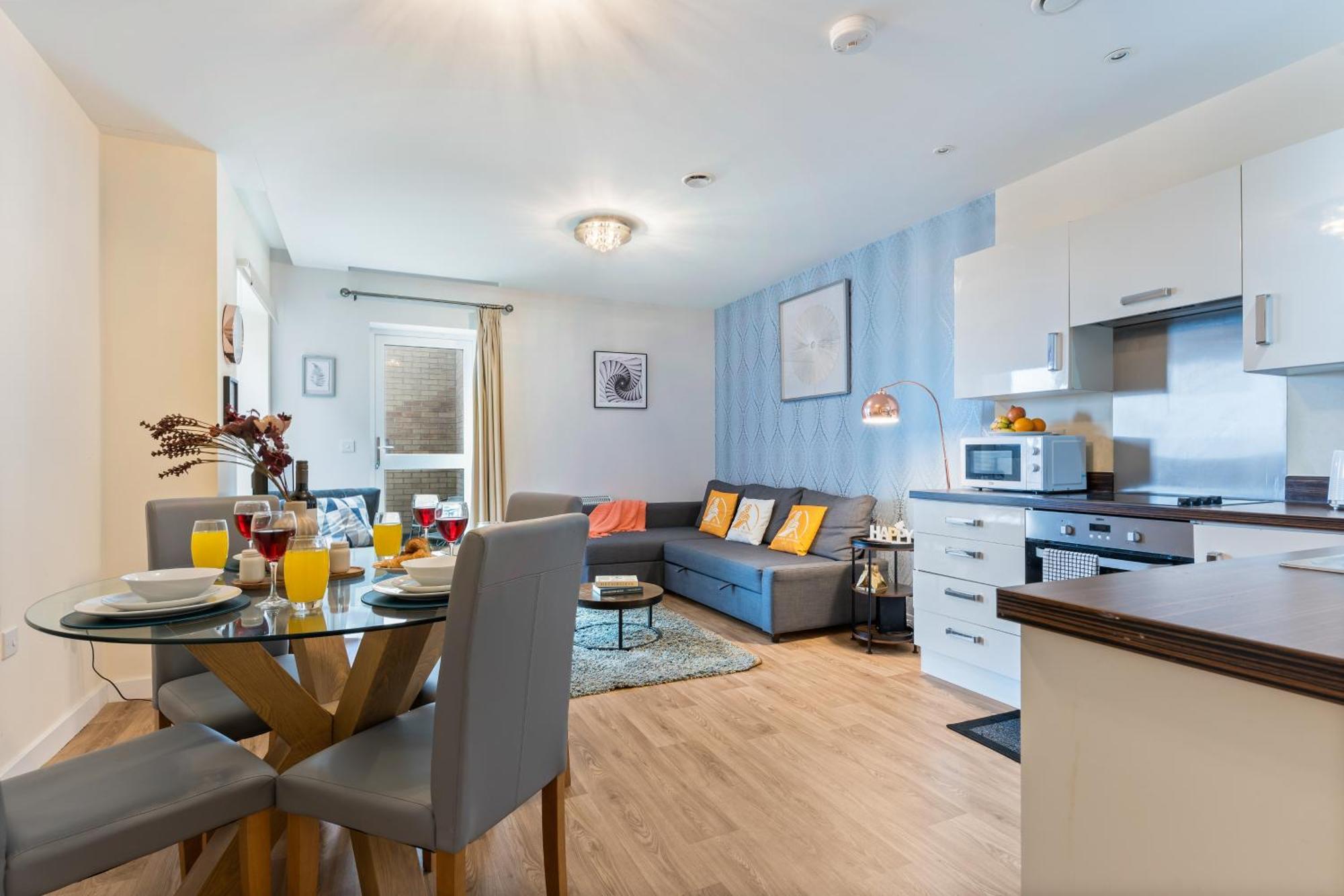 247 Serviced Accommodation In Telford 2 Bedroom Apartment Extérieur photo