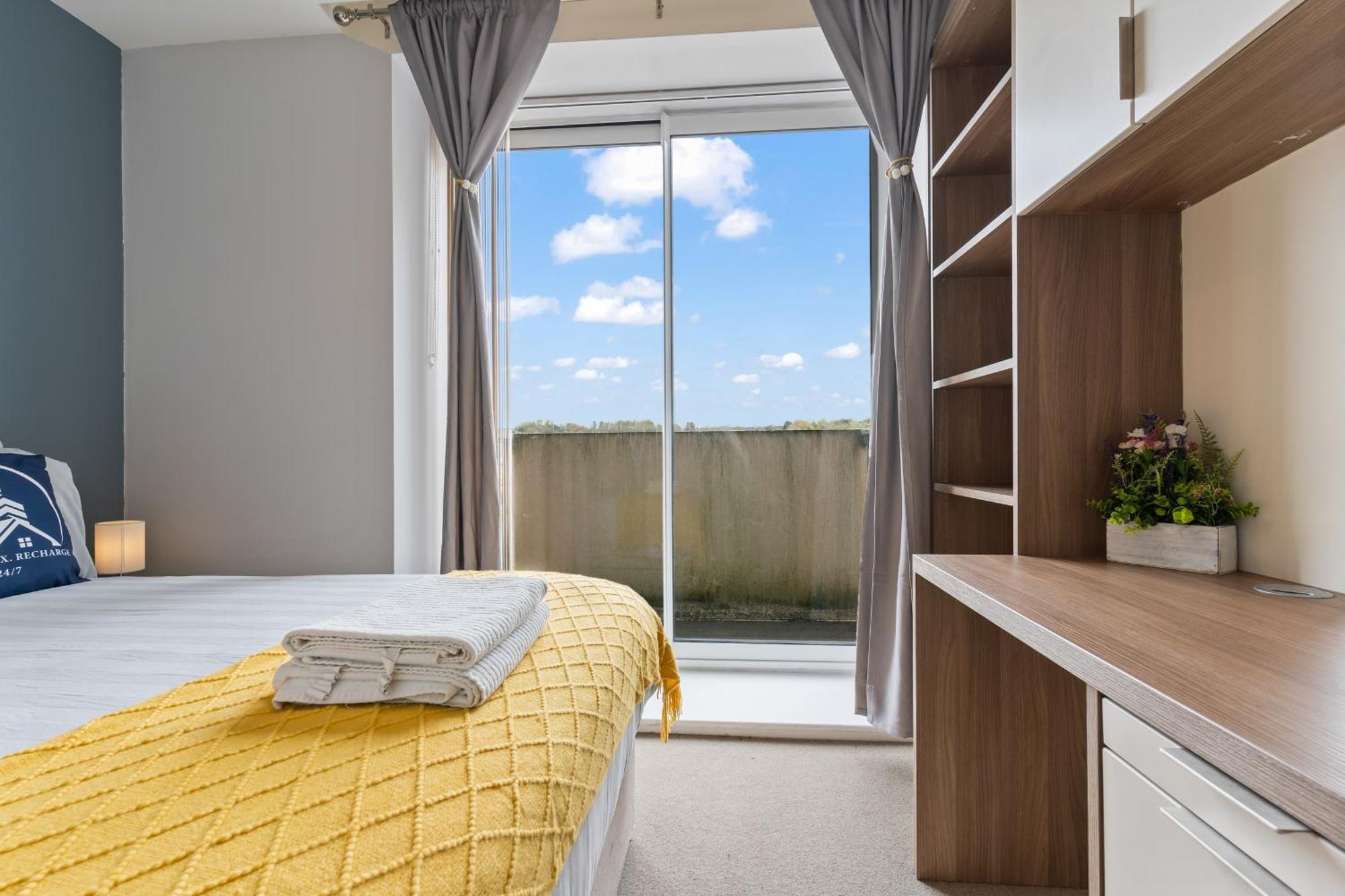 247 Serviced Accommodation In Telford 2 Bedroom Apartment Extérieur photo