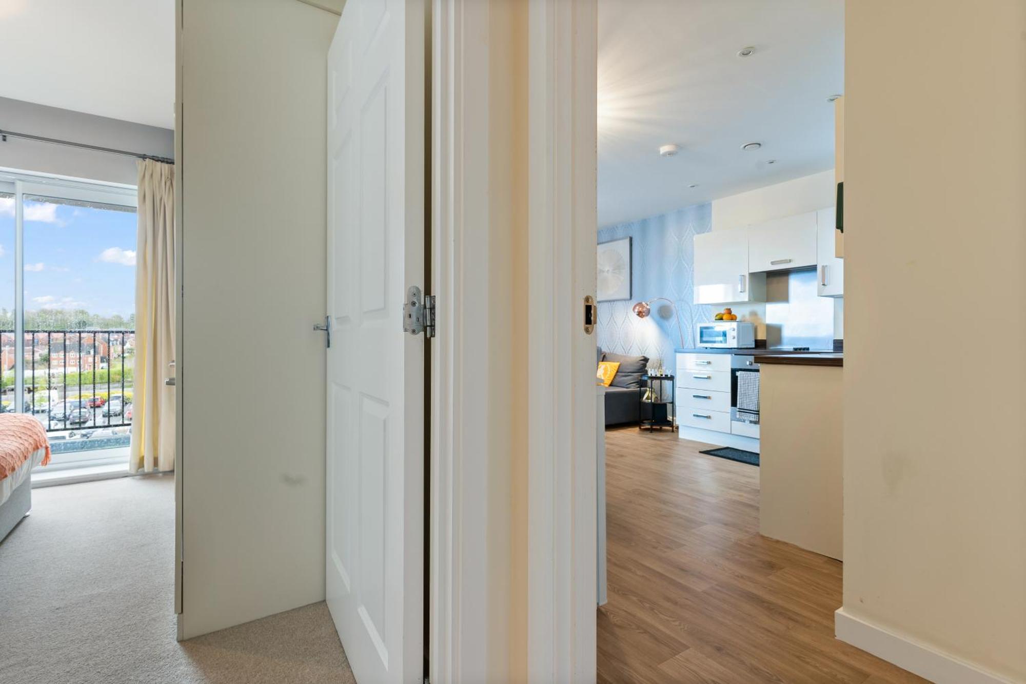 247 Serviced Accommodation In Telford 2 Bedroom Apartment Extérieur photo
